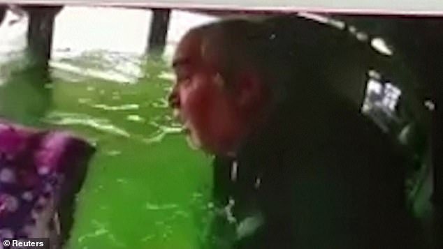 The terrifying moment took place at the Atabey Ferry Port in the Battalgazi district in eastern Turkey