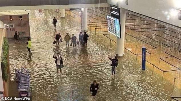 Flooding seen last night at Auckland airport passenger terminal