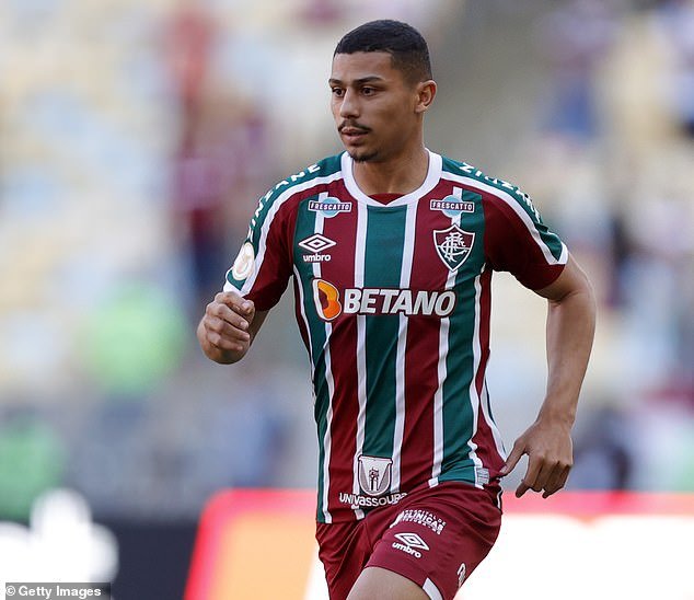 Brazilian midfielder Andre could go to Craven Cottage on loan with an option to buy