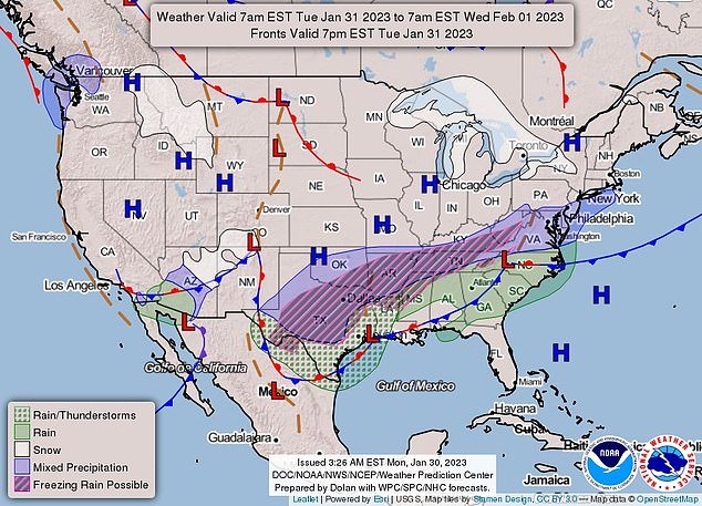 The National Weather Service forecast freezing rains that affected several states, from Texas to West Virginia.