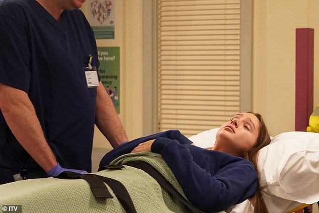 SPOILER: Sarah Sugden is due to rush back to the hospital in Emmerdale next week, after once again overhearing a fight between Mackenzie and Chloe.
