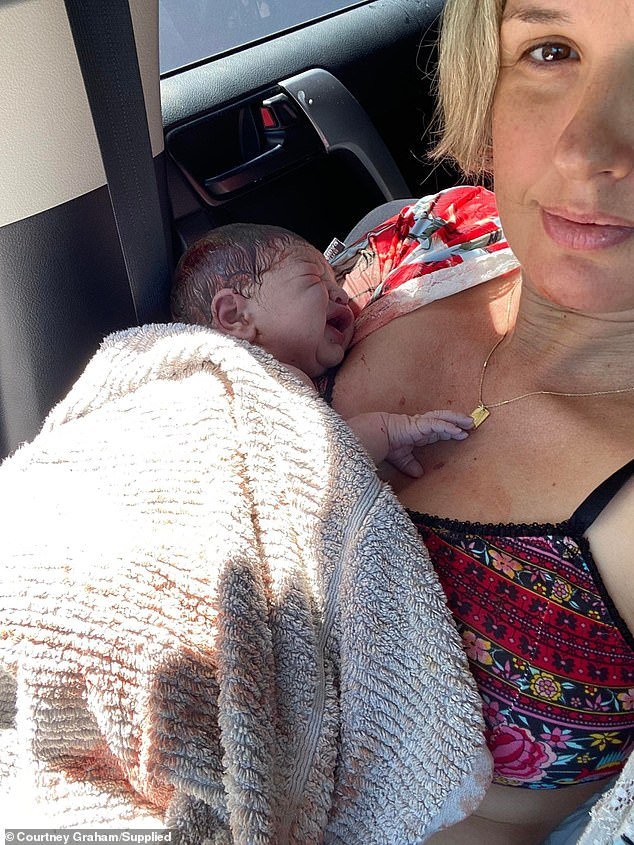 An Australian father described the dramatic circumstances in which his wife gave birth on the side of a busy highway.  In the photo, mom Wendy and her daughter Macy Graham.