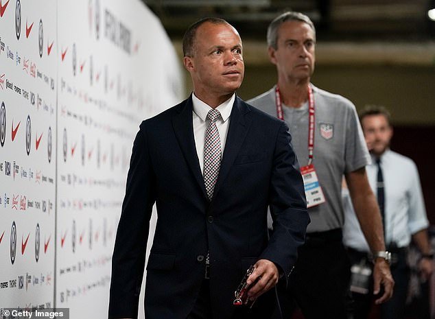 Earnie Stewart steps down as US Soccer sporting director to join PSV Eindhoven