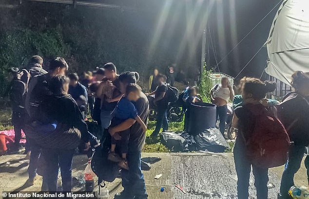 A gamma-ray device detected the presence of the 350 migrants in the container, the vast majority of whom were from Guatemala.  Meanwhile, six came from Ecuador, three from Honduras and one from El Salvador