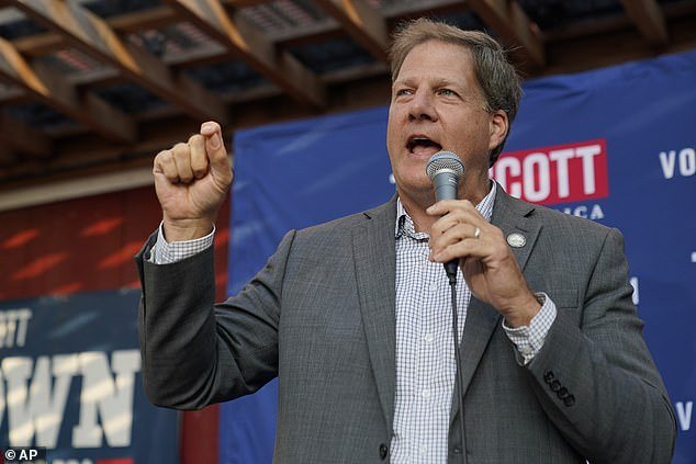 There is a solution: just listen to New Hampshire's Republican governor, Chris Sununu.  “If seven of those candidates have the discipline to get out, Trump will lose,” Sununu said in a new interview this week.  “Make it a one-on-one race, Trump loses.  There's no doubt about it.'
