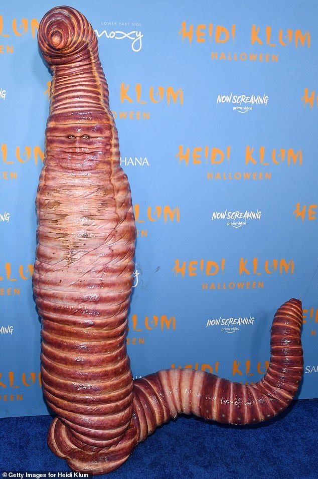 The pair could take inspiration from Heidi's previous bizarre costumes if they don't want to be recognized - after she stunned the world by dressing up as an earthworm last year.