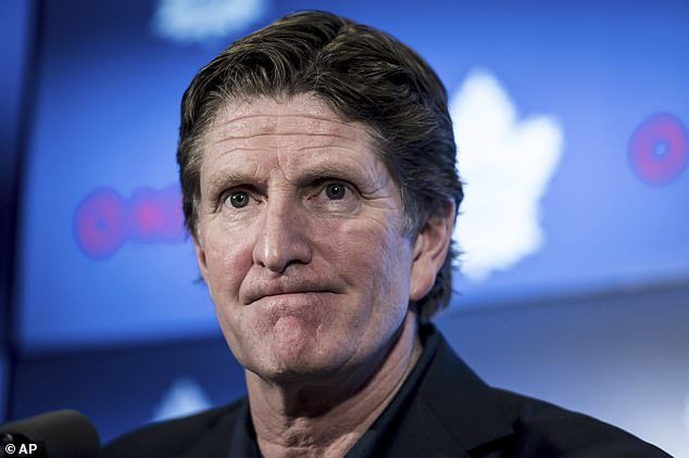 Mike Babcock has resigned as coach of the Columbus Blue Jackets due to an investigation
