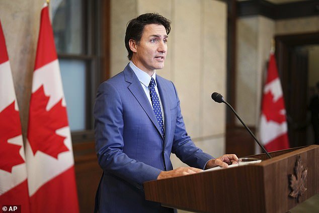 Canadian Prime Minister Justin Trudeau apologizes for the events surrounding the visit of Ukrainian President Volodomyr Zelenskyy during a media meeting in Ottawa, Ontario, on Wednesday, September 27, 2023