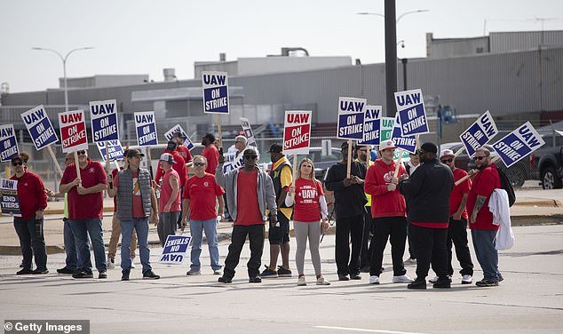 UAW picketers have entered their fourth day of strikes after manufacturers failed to reach an agreement.  The union is calling for wage increases, better working conditions and an end to differentiated employment
