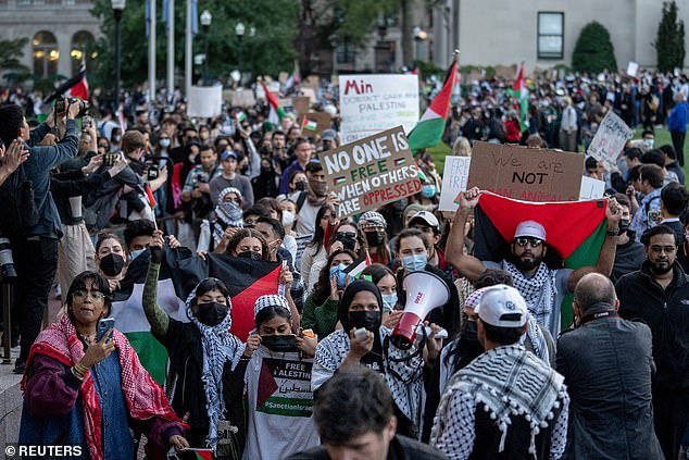 Pro-Palestinian students take part in a protest in support of Palestinians amid the ongoing conflict in Gaza, at Columbia University in New York City, U.S., October 12, 2023