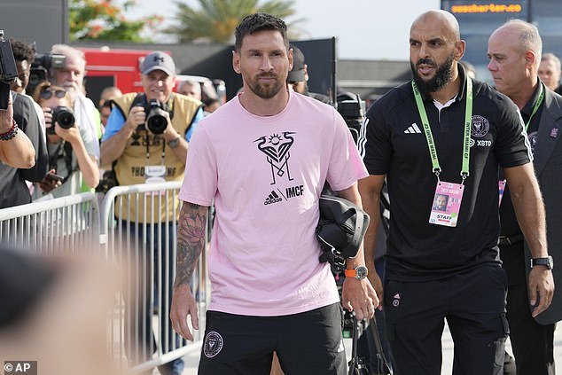 Yassine Chueko, an ex-Navy SEAL, is usually spotted next to Messi during Inter Miami matches