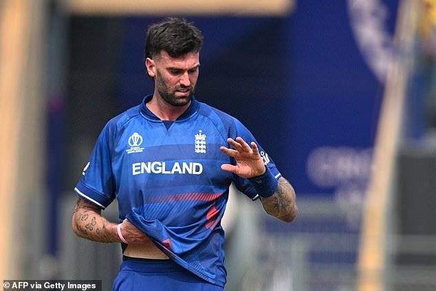 Reece Topley is focusing on a return to cricket in December after suffering a broken finger
