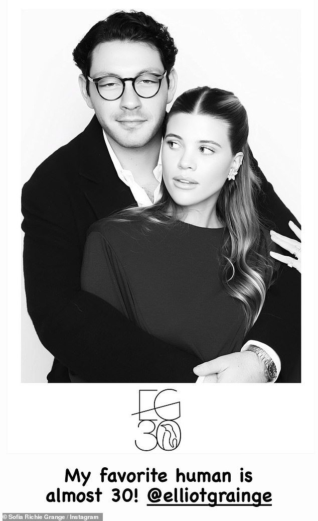 Invite: She also shared what appears to be the invite to the event: a black and white photo of the couple with “My favorite human is almost 30!”  @elliotgrainge'