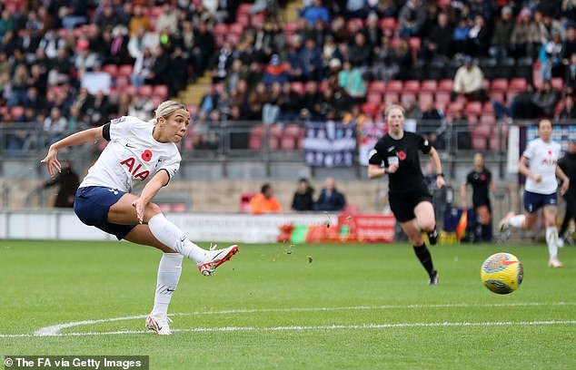 Celin Bizet scored for Tottenham in the 1-1 draw against Liverpool, following in the footsteps of her fiancé, Aron Donnum