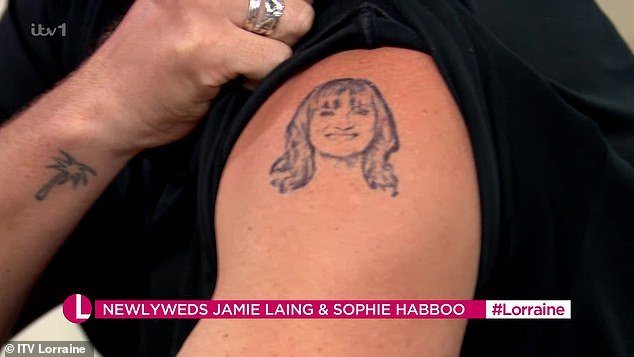 Lorraine said: 'It's beautiful, I'm honoured.  I did not expect that.  That's pretty amazing.”