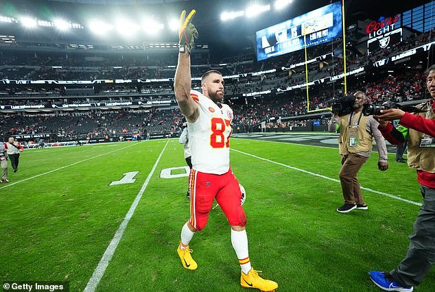 Kelce only needed 15 yards to reach the 11,000 mark in the game against the Raiders