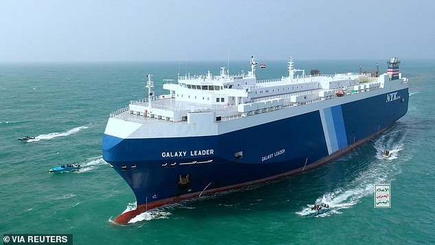The cargo ship (photo) sailed south along the Arabian Peninsula on its way to India.  It is registered under a British company partly owned by Israeli tycoon Abraham Ungar