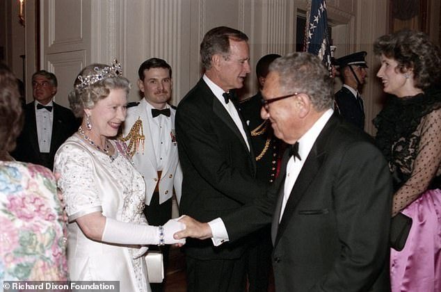 At the time of this meeting between Her Majesty and Kissinger in 1991, he told the Washington Post that the royal family decides on the topic of conversation