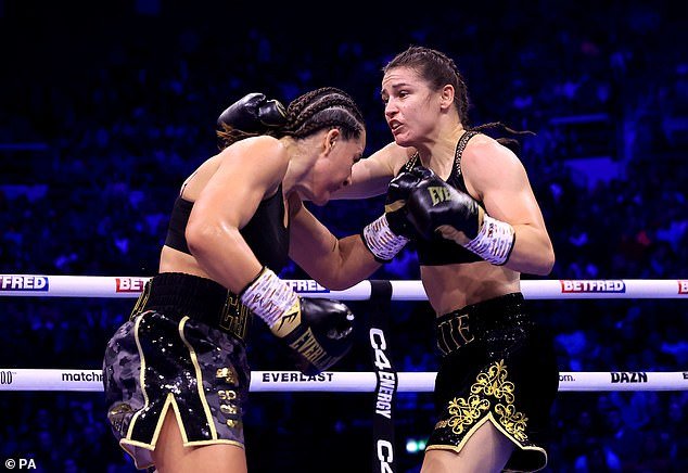 Katie Taylor (right) defeated Chantelle Cameron (left) to avenge her only professional defeat
