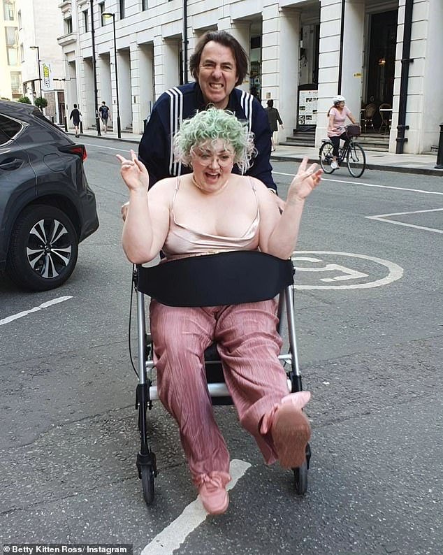 Family: Her sister Betty suffers from fibromyalgia, a condition that causes pain all over the body (she is pictured with their father Jonathan Ross)