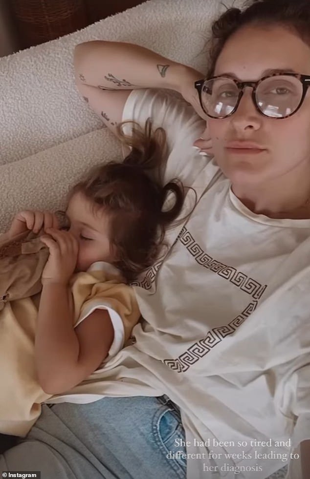An Australian mummy blogger has been criticized by a popular influencer podcast for posting photos of her children's hospital visits on social media.  (Influencer Margaux Follis in the photo)