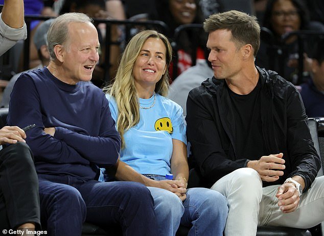 Sportscaster Jim Gray, Julie Brady and her brother, Tom Brady, attend a game between the Connecticut Sun and the Las Vegas Aces