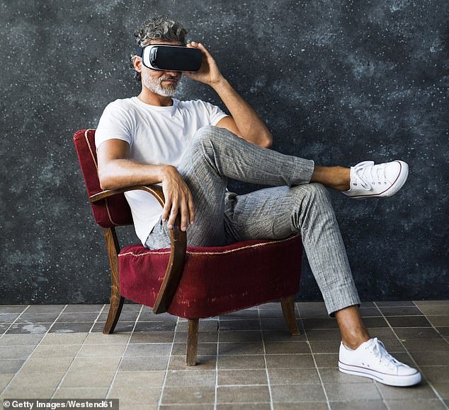 The idea of ​​having sex in this world may be off-putting to many, but one virtual reality expert believes people will lean into the comfort, just as they did with dating apps.