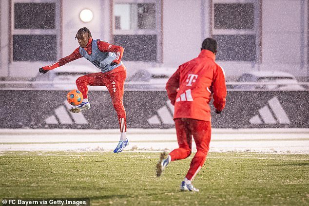 Bayern Munich – second in the Bundesliga – trained in snowy conditions on Friday