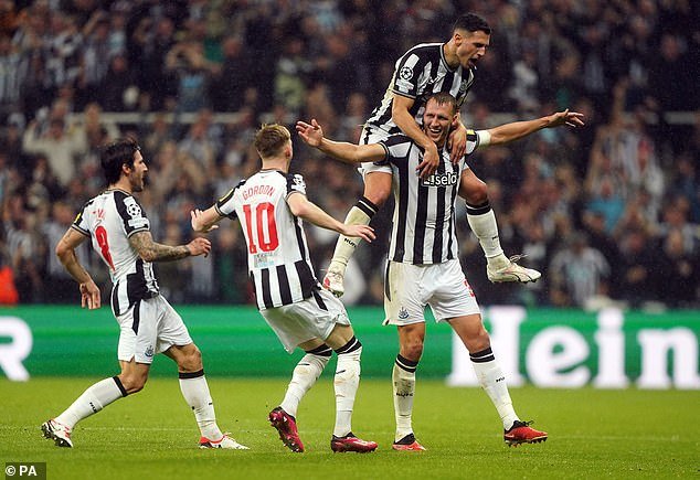 Local colleague Dan Burn scored the second goal as Newcastle defeated PSG 4-1 in the Champions League