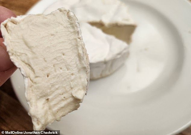 Instead of the nice sticky yellow color that Camembert is known and loved for, Chamembert's innards were a bit grey.