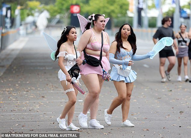 1702268572 273 Surprising festival fashion trend emerges at Sydney rave as temperatures