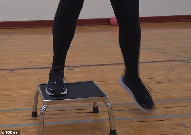 Then go side by side for the fourth exercise in the workout routine, where Rockette's trainer suggests using a step for height (photo)