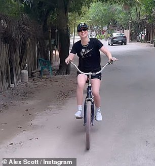 The couple then hopped on their bikes to the exotic tropical island