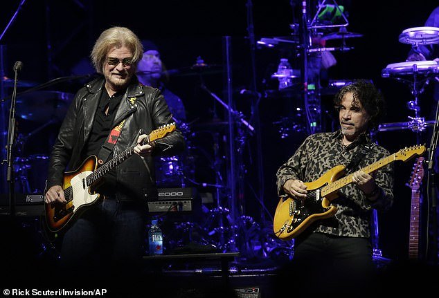 Ultimately, this lawsuit brought by Daryl Hall will be resolved during a confidential arbitration process;  the band is depicted during better times in 2017
