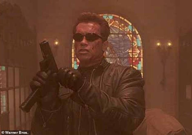 Arnold Schwarzenegger loads a high-capacity magazine into the Glock 18 in Terminator 3: Rise of the Machines
