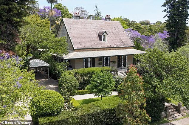 The auction of a mansion in Sydney's Hunters Hill (pictured) provided the backdrop for a shocking proposal after a bidder dropped the knee shortly after winning the property