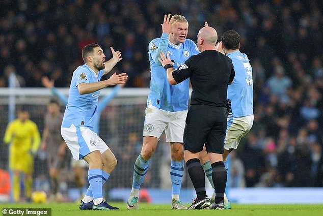 Man City were left furious after the referee blew his whistle as Jack Grealish ran through on goal