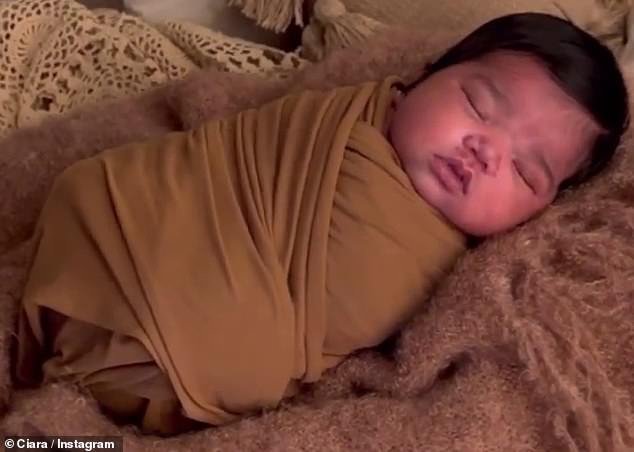 Amora was also photographed in a walnut brown wrap blanket, peacefully napping as her image was captured on camera.