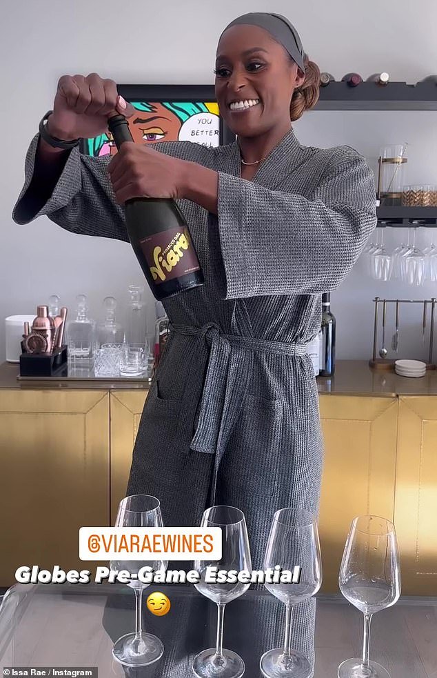 Issa Rae also had a blast as she got ready for the special day and shared her stories while wearing a gray robe