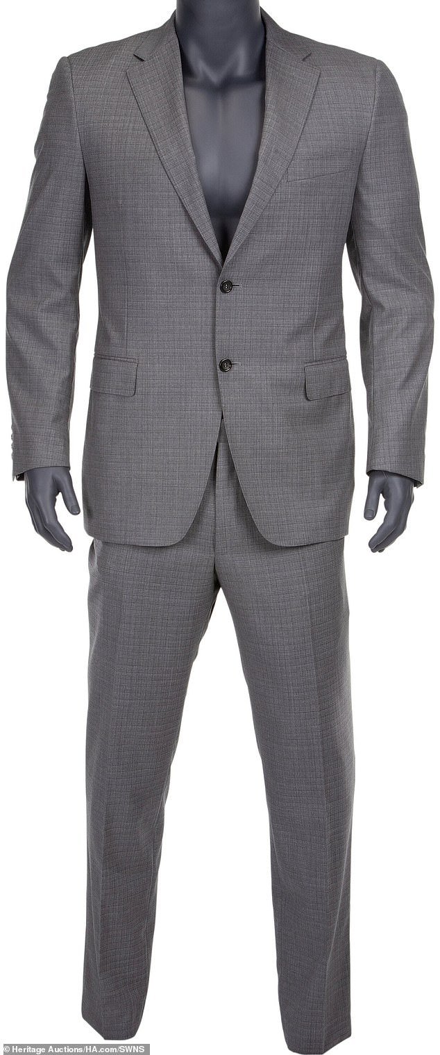 Canali suit by Tom Wambsgans from season 2, episode 9: 'DC'