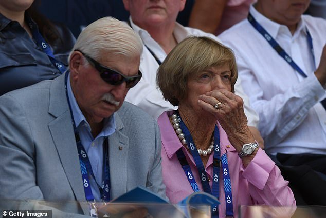 Margaret Court (right) won eleven singles titles and twelve doubles titles at the Australian Open.  She attended on Tuesday – her first appearance at the grand slam since 2020