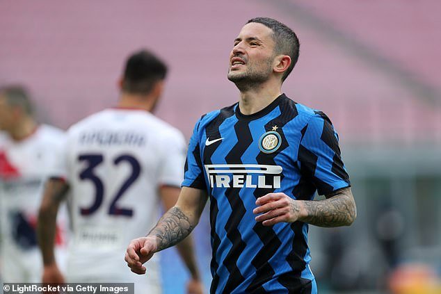 Inter Milan midfielder Stefano Sensi could be heading to the King Power from Serie A