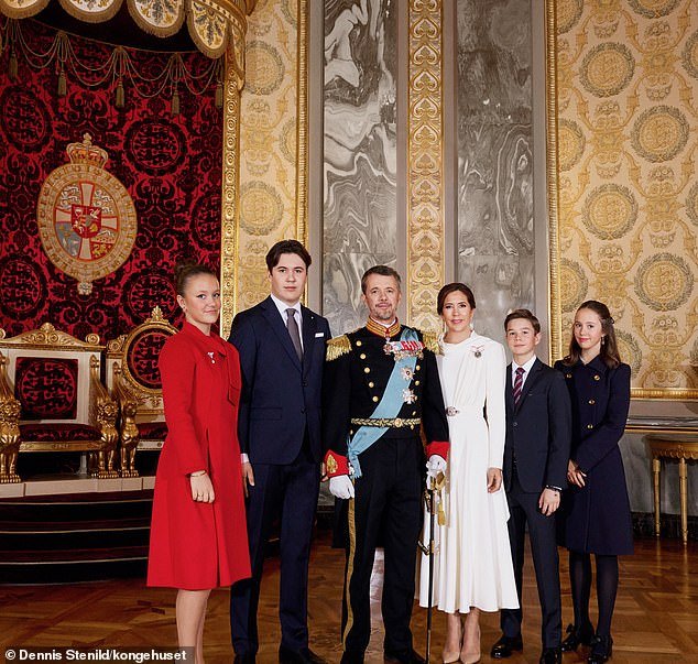 First official portraits of King Frederik and Queen Mary as