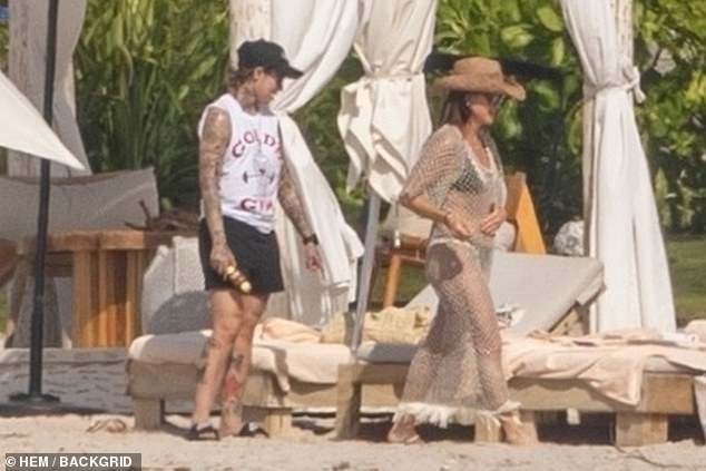 Kyle Richards celebrated her 55th birthday on a beach at a resort in Punta Mita, Mexico, on Thursday, accompanied by her rumored love interest Morgan Wade, 29