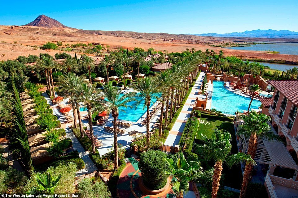 Andy Reid's players can enjoy a gym, large outdoor pool, basketball court, hot tub, spa and even water sports
