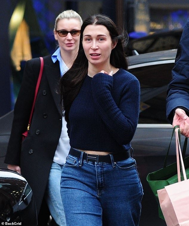Anna kept the rest of her look low-key for the outing, teaming a navy jumper with wide-leg jeans and white trainers for a shopping spree in London's Harrods on Monday.