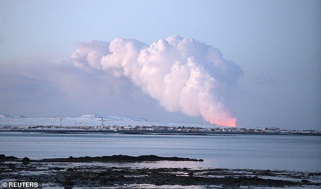 The eruption produced a huge plume of steam and gas, which can also be seen on satellite images.  However, the Icelandic Met Office now says the risk of gas pollution in the city of Grindavik has decreased