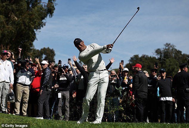 As usual, Woods drew a big crowd Thursday at the Riviera Country Club in California