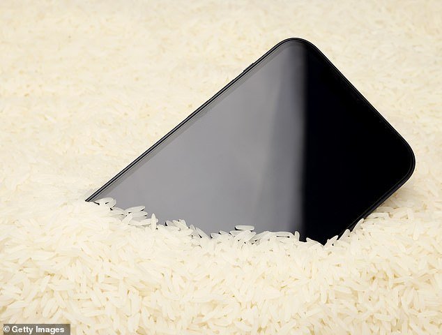 Apple said the hard rice particles can actually damage the connectors in the lightning port, scratch the screen or get stuck in the device