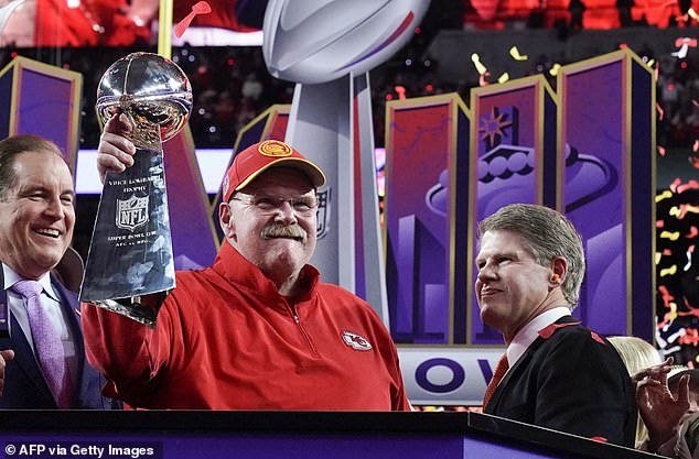 The Kansas City Chiefs and Andy Reid will reportedly begin talks on a new contract